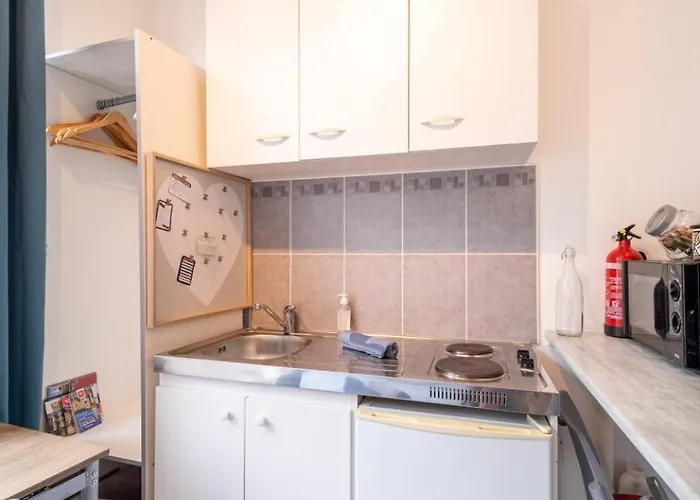 La Belle Niche * ליל