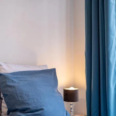 La Belle Niche * 里尔